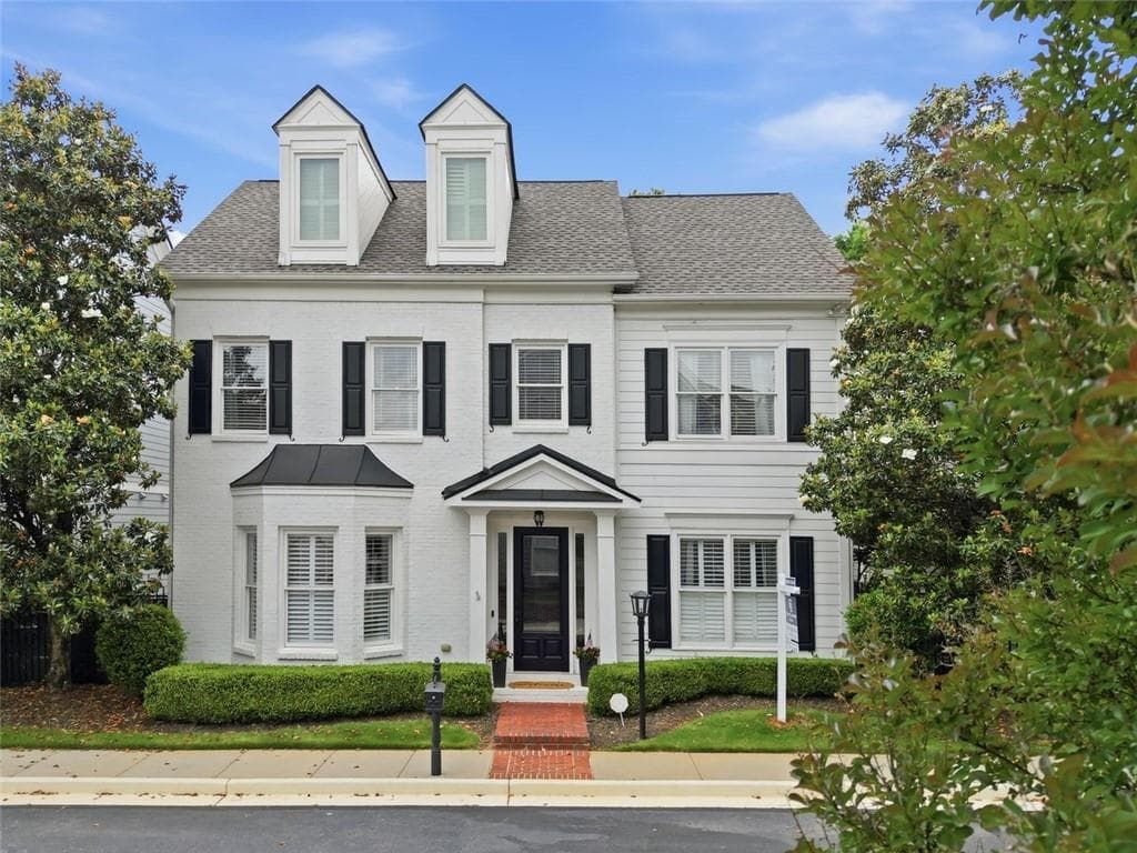 5 bedroom, 4 bathroom, 2,814 sq ft single family residence sold at 590 Kendemere Pointe, Roswell, GA 30075
