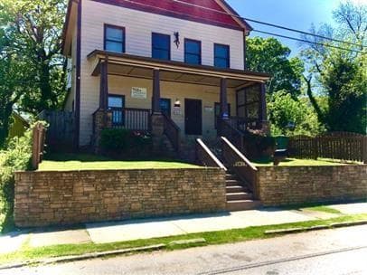 8 bedroom, 3 bathroom, 2,950 sq ft single family residence sold at 836 Mitchell Street, Atlanta, GA 30314