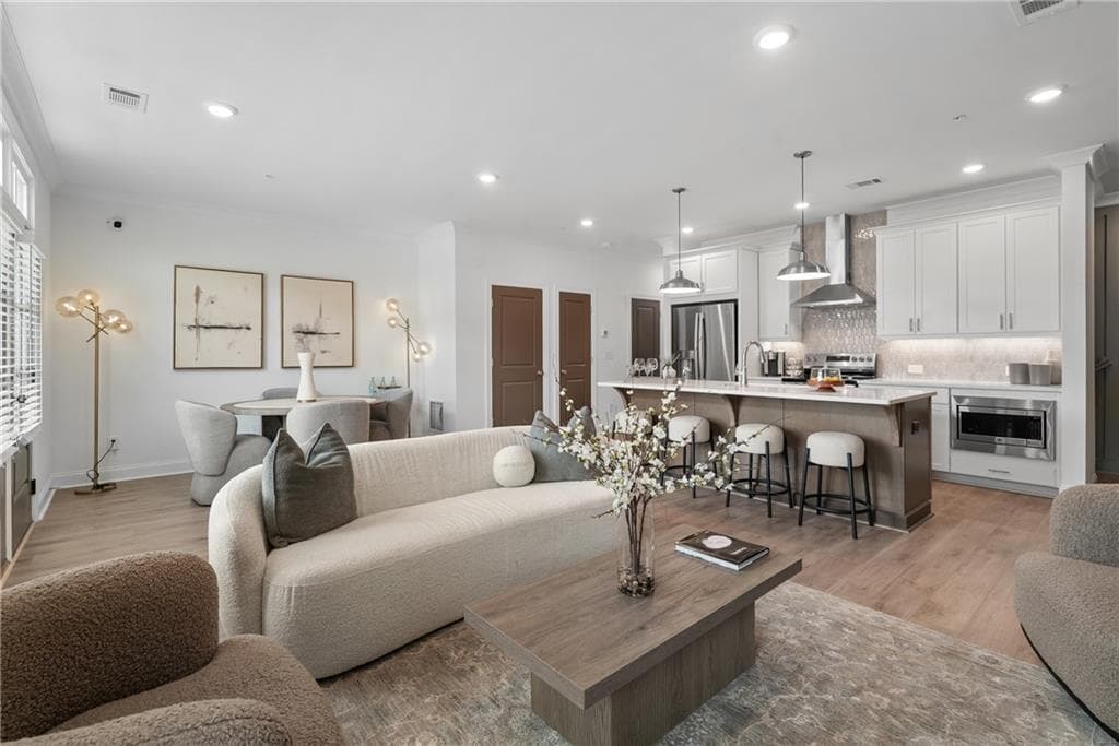 3 bedroom, 4 bathroom, 1,776 sq ft condominium under contract at 553 Belvedere Drive 16, Alpharetta, GA 30022