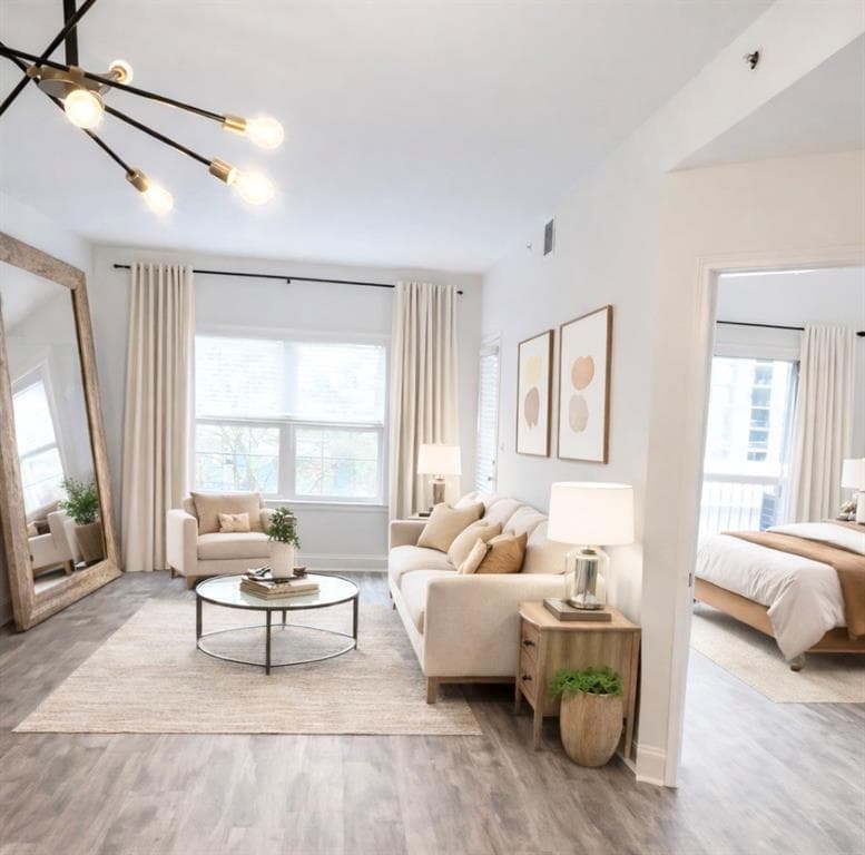 1 bedroom, 1 bathroom, 730 sq ft condominium sold at 1074 Peachtree Walk B322, Atlanta, GA 30309