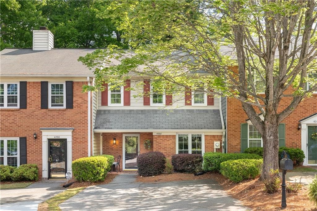 2 bedroom, 3 bathroom, 1,416 sq ft townhouse sold at 4388 Ivy Glen Way, Smyrna, GA 30082