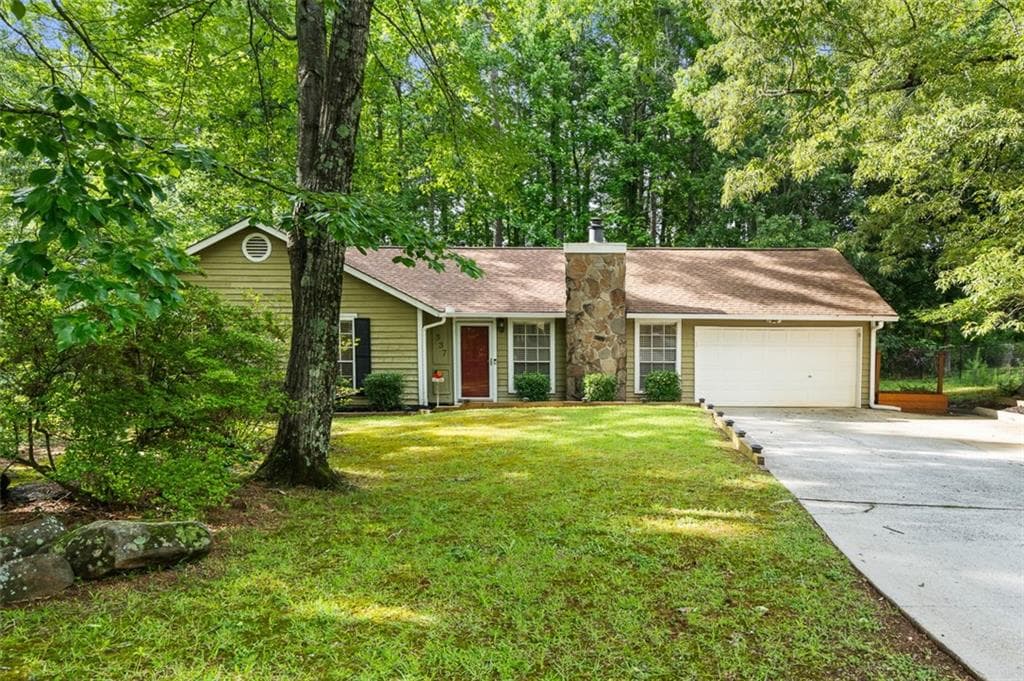 3 bedroom, 2 bathroom, 1,204 sq ft single family residence sold at 337 Windsor Farms Drive, Lawrenceville, GA 30046
