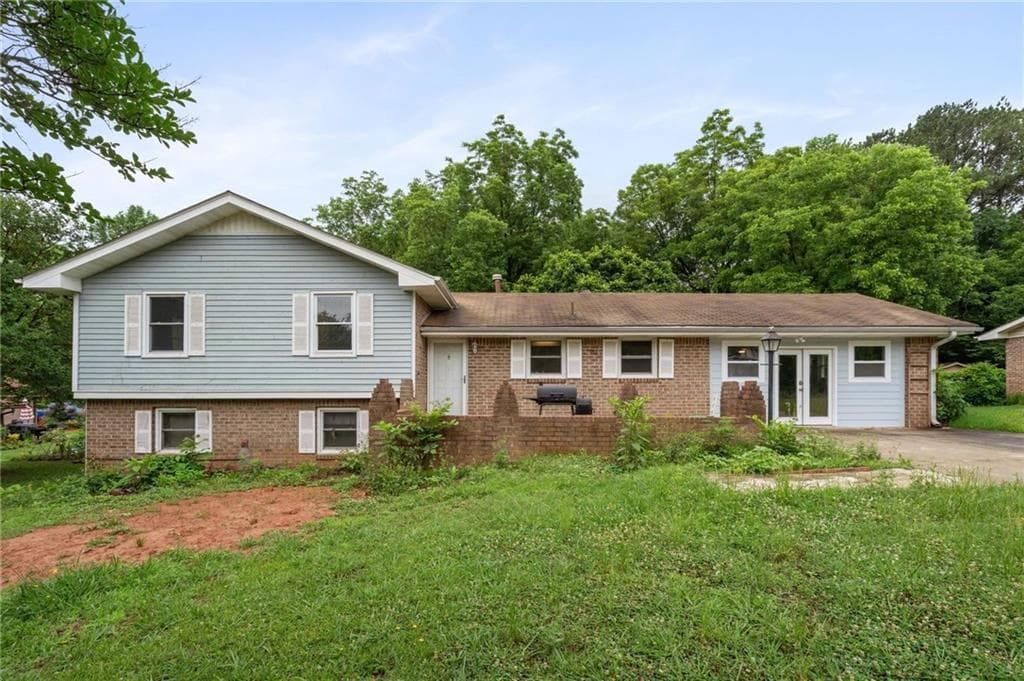 5 bedroom, 2 bathroom, 1,387 sq ft single family residence sold at 1783 Sherry Lane, Jonesboro, GA 30236