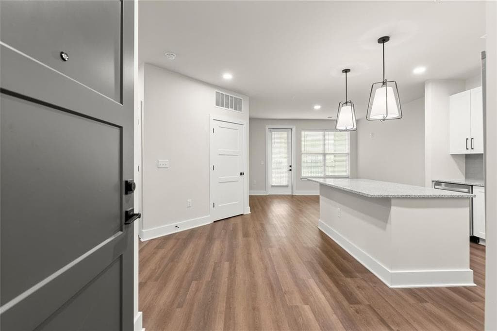 1 bedroom, 2 bathroom condominium for rent at 2648 Sandy Plains Road 343, Marietta, GA 30066 for $2,701 a month