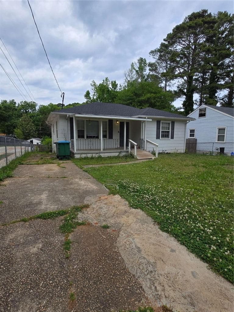 2 bedroom, 1 bathroom, 982 sq ft single family residence sold at 491 Woodrow Avenue, Hapeville, GA 30354