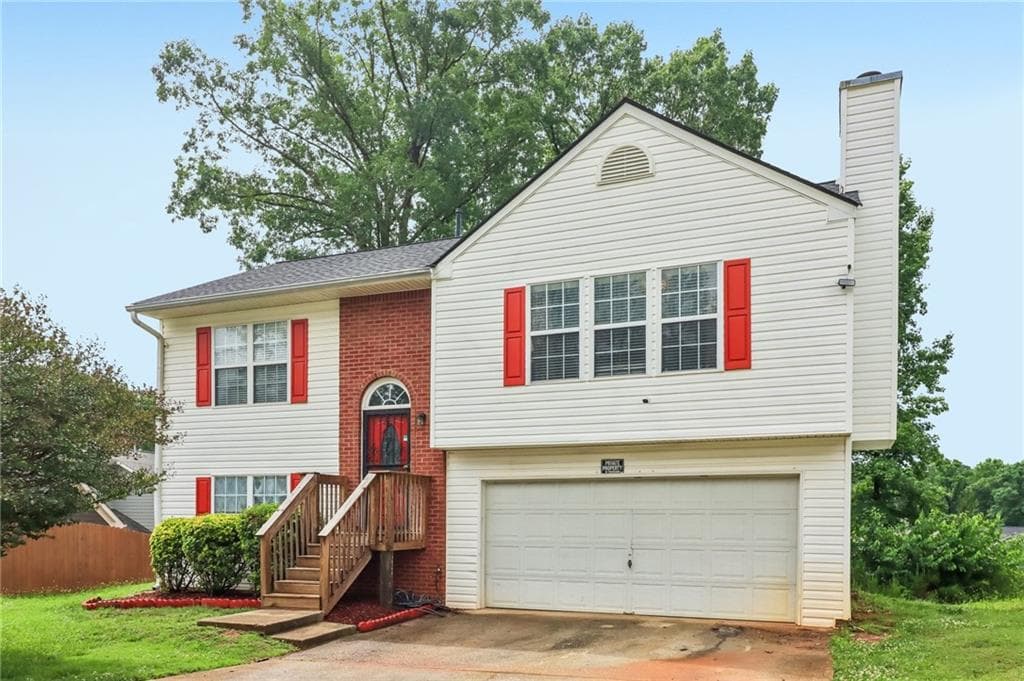 3 bedroom, 2 bathroom, 1,528 sq ft single family residence sold at 2411 Mills Bend, Decatur, GA 30034