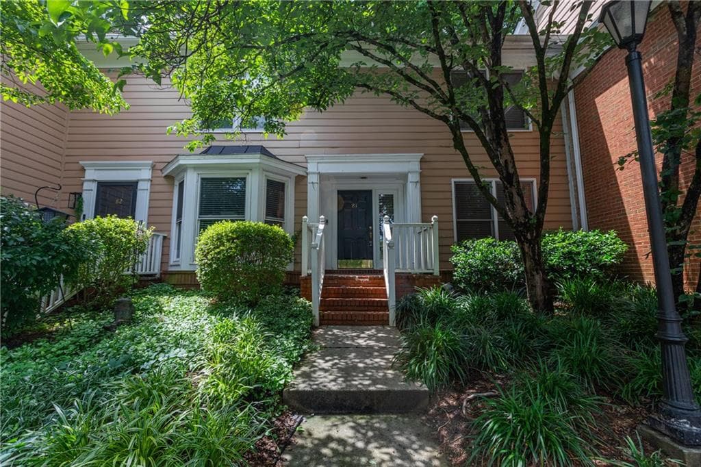 2 bedroom, 3 bathroom, 1,478 sq ft townhouse sold at 7500 Roswell Road 81, Atlanta, GA 30350