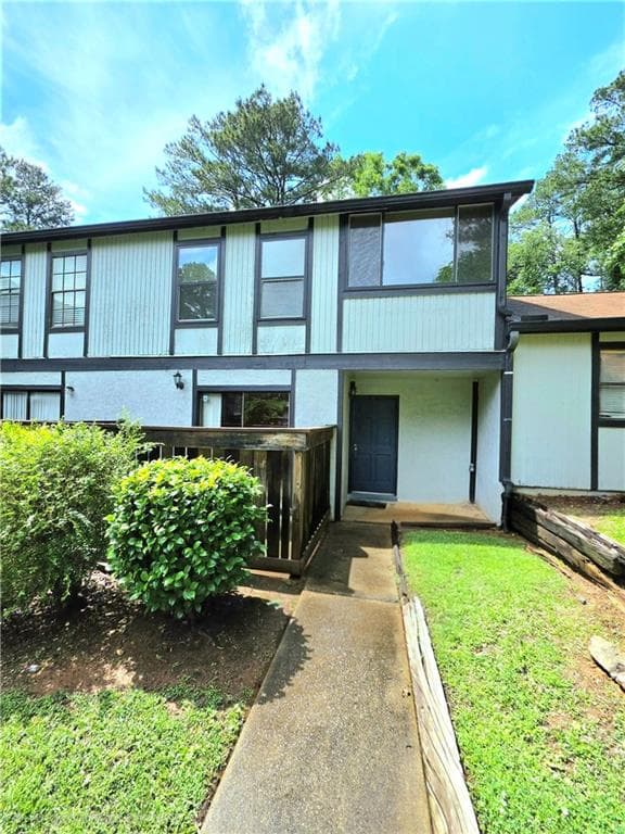 2 bedroom, 2 bathroom, 1,152 sq ft condominium sold at 1443 Stone Mill Trace, Stone Mountain, GA 30083