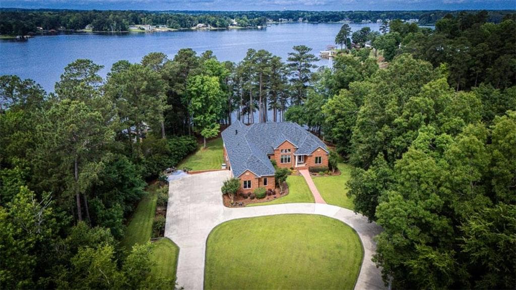 4 bedroom, 5 bathroom, 4,649 sq ft single family residence for sale at 111 Clover Court, Sparta, GA 31087