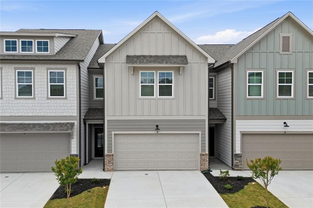 3 bedroom, 3 bathroom, 1,713 sq ft townhouse under contract at 364 Summit View 4, Jasper, GA 30143
