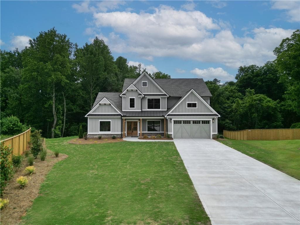 4 bedroom, 3 bathroom, 2,842 sq ft single family residence under contract at 461 Spring Creek Drive, Monroe, GA 30655
