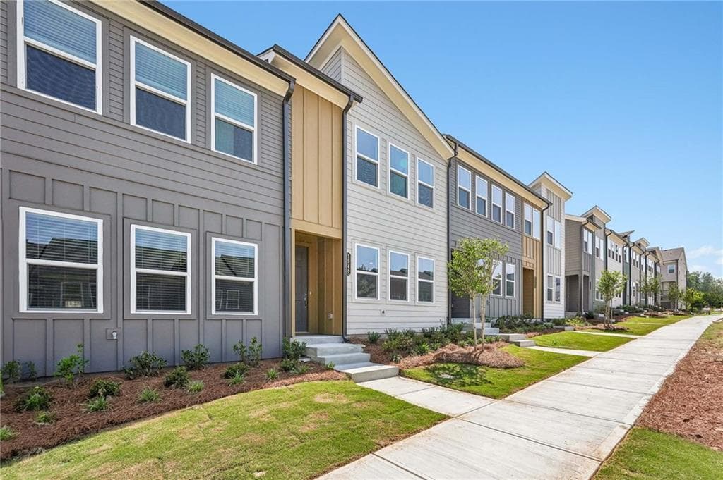 3 bedroom, 3 bathroom, 1,507 sq ft townhouse sold at 1621 Worley Way, Atlanta, GA 30318