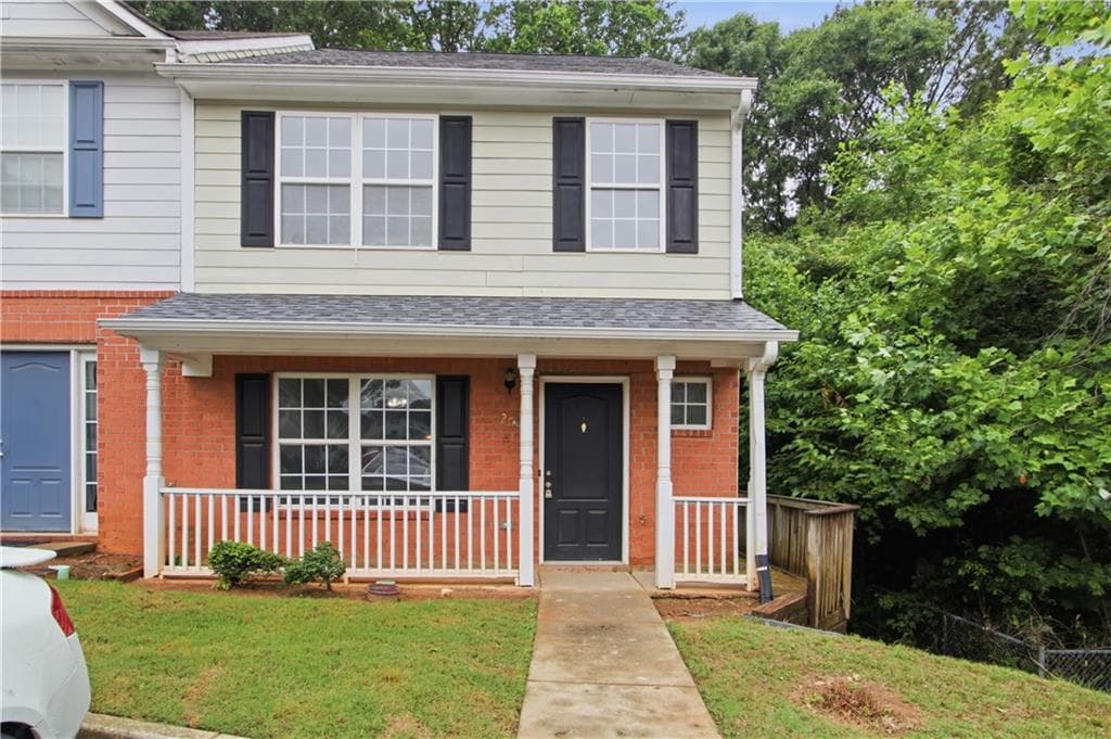 3 bedroom, 3 bathroom, 1,382 sq ft townhouse sold at 2025 Shawn Wayne Circle, Atlanta, GA 30316