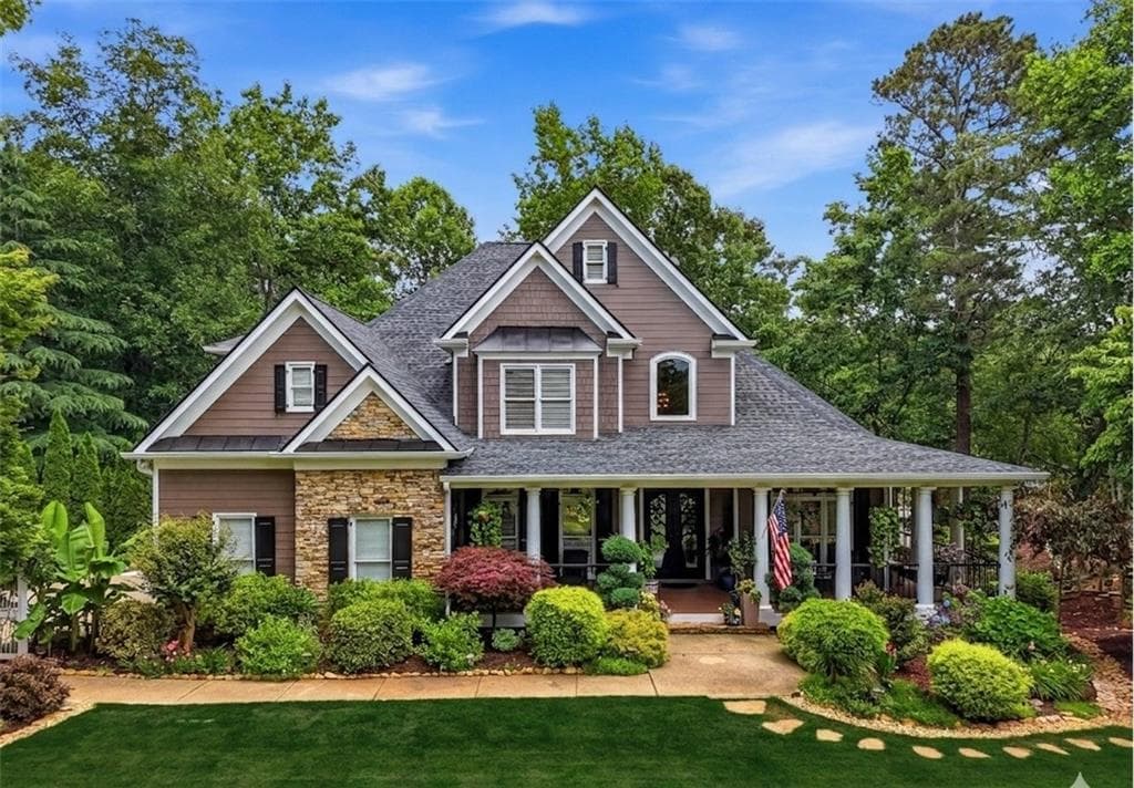 5 bedroom, 4 bathroom, 4,056 sq ft single family residence sold at 5630 Chestatee Landing Drive, Gainesville, GA 30506