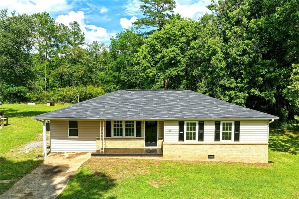 3 bedroom, 1 bathroom, 1,428 sq ft single family residence sold at 300 Cash Town Road, Aragon, GA 30104