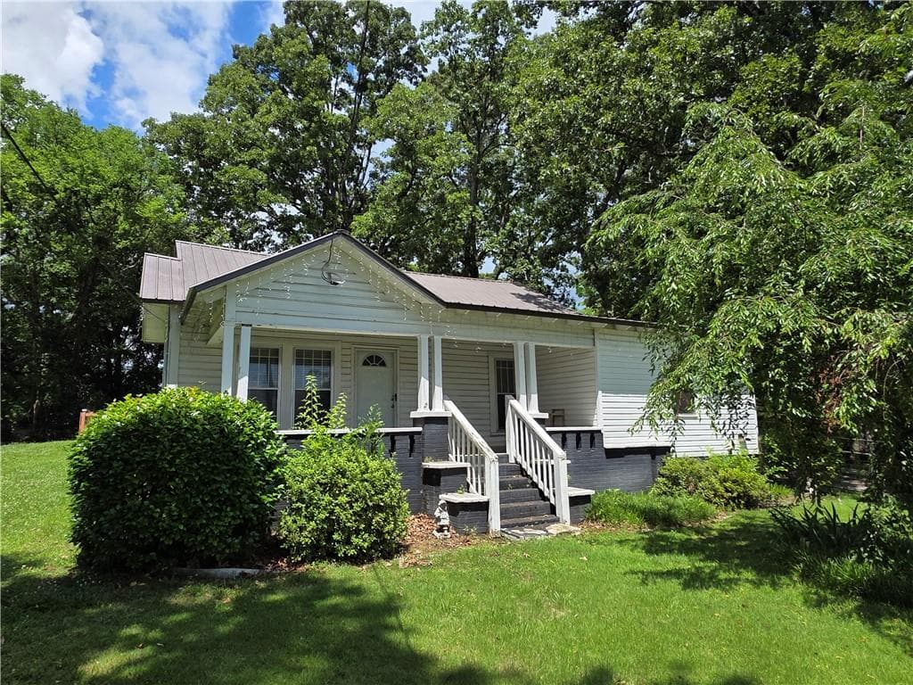 807 Jones Avenue, Rockmart, GA 30153 — most recent listing photo