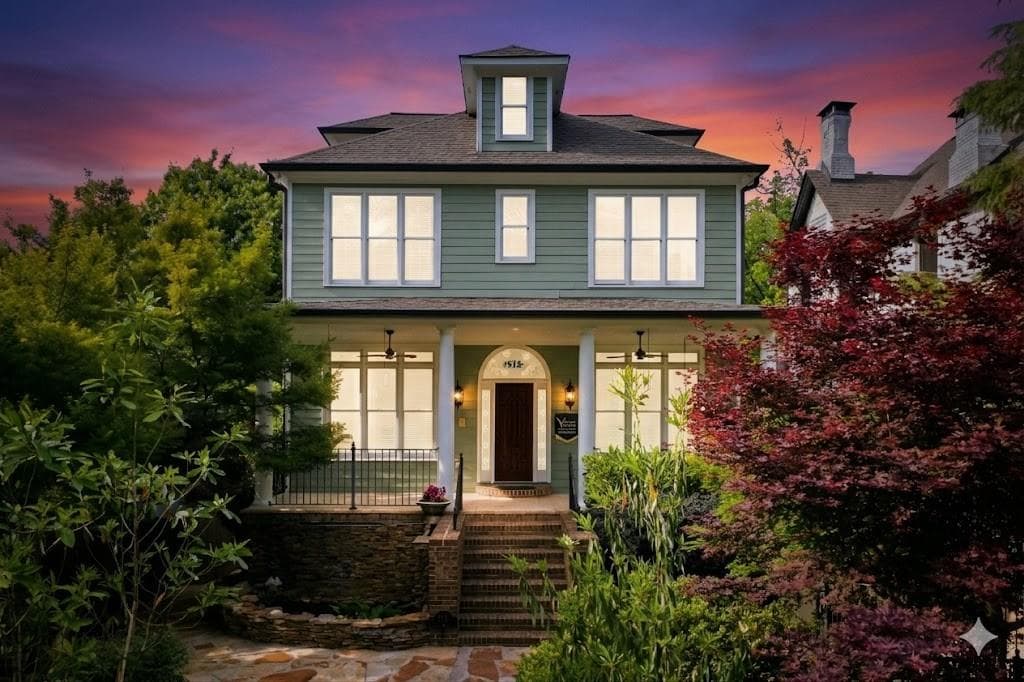 6 bedroom, 8 bathroom, 5,858 sq ft single family residence for sale at 574 EAST Avenue, Atlanta, GA 30312