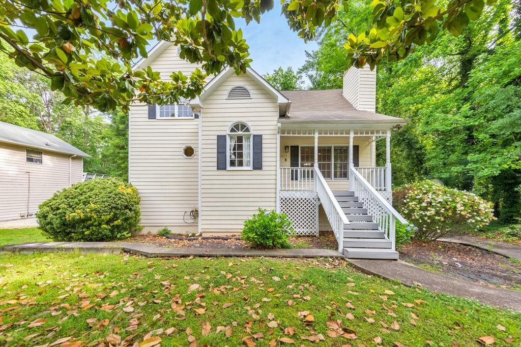 5 bedroom, 4 bathroom, 2,602 sq ft single family residence for sale at 2648 Foxglove Drive, Marietta, GA 30064