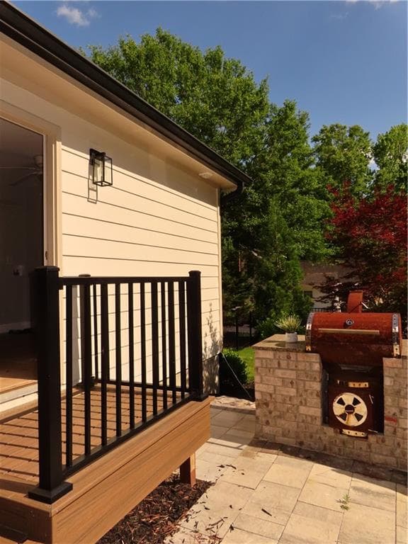3 bedroom, 2 bathroom single family residence for rent at 5006 Suwanee Dam Road, Suwanee, GA 30024 for $3,100 a month