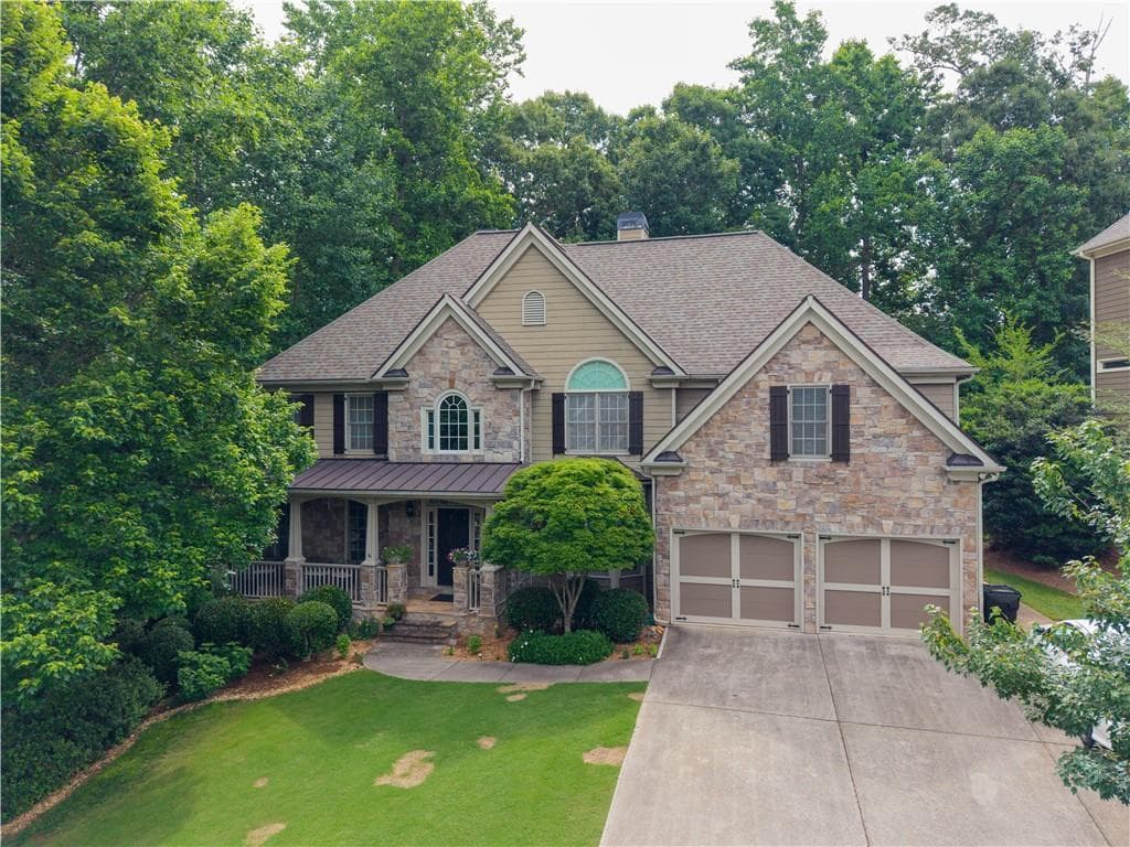 6 bedroom, 5 bathroom, 4,330 sq ft single family residence sold at 2204 Hollowbrooke Ct NW, Acworth, GA 30101