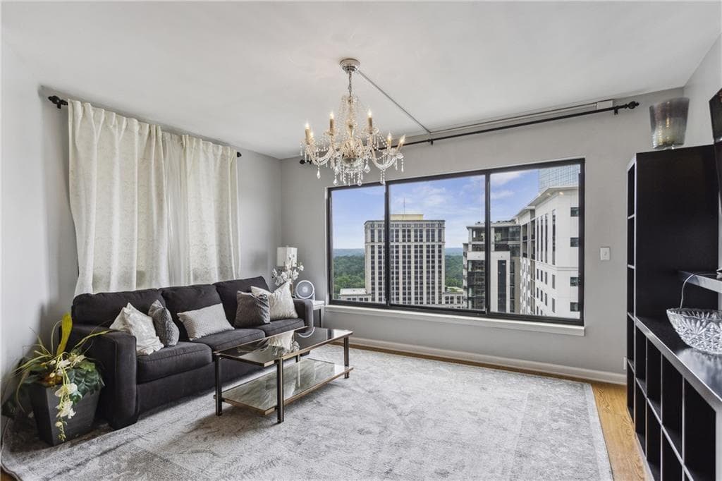 1 bedroom, 1 bathroom, 750 sq ft condominium for sale at 3481 Lakeside Drive 3004, Atlanta, GA 30326