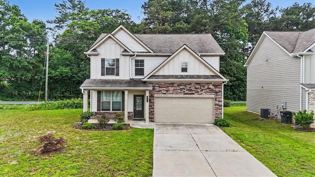 4 bedroom, 3 bathroom, 2,269 sq ft single family residence for sale at 212 Mcginnis Circle, Calhoun, GA 30701
