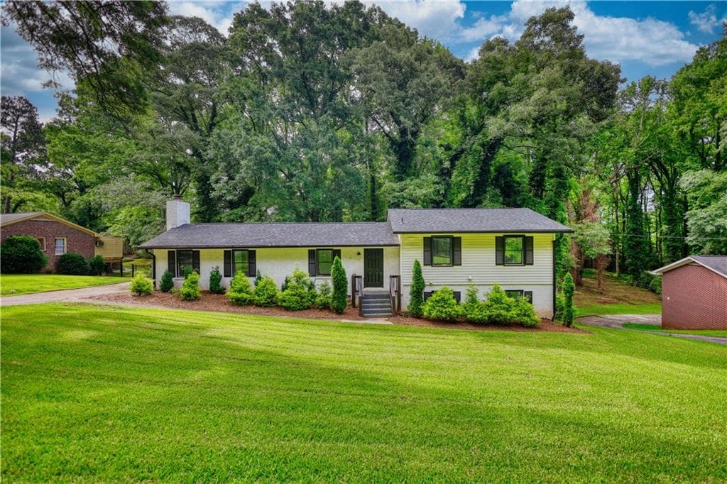 4 bedroom, 3 bathroom, 2,164 sq ft single family residence for sale at 403 Greenwood Drive, Monroe, GA 30655