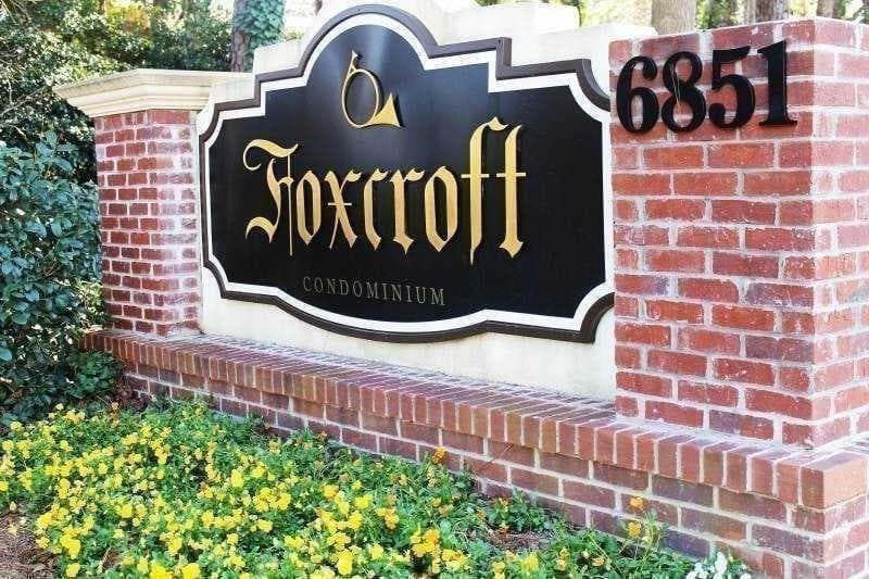 1 bedroom, 2 bathroom, 797 sq ft condominium for sale at 6851 Roswell Road O3, Atlanta, GA 30328