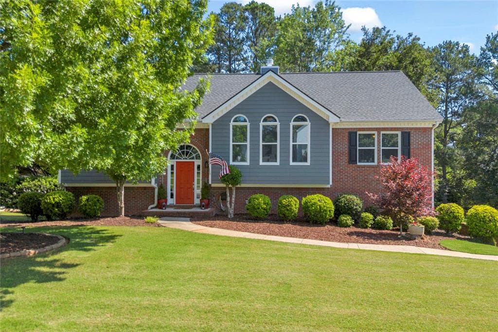 4 bedroom, 3 bathroom, 3,440 sq ft single family residence sold at 3102 Planters Mill Drive, Dacula, GA 30019