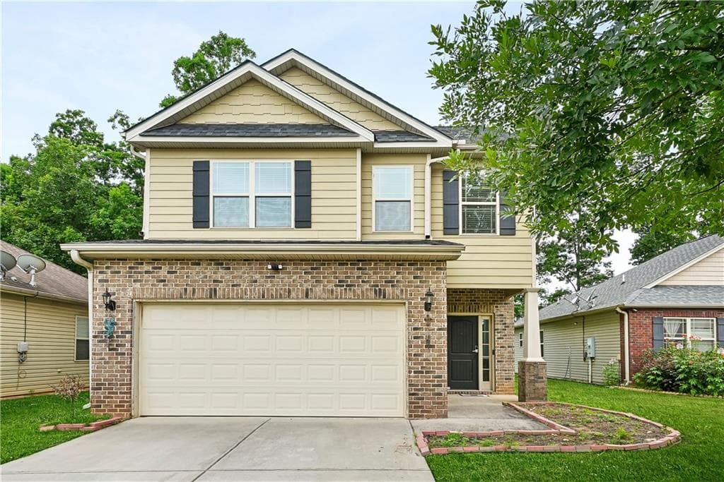 4 bedroom, 3 bathroom, 1,966 sq ft single family residence sold at 4998 Summersun Drive, Morrow, GA 30260