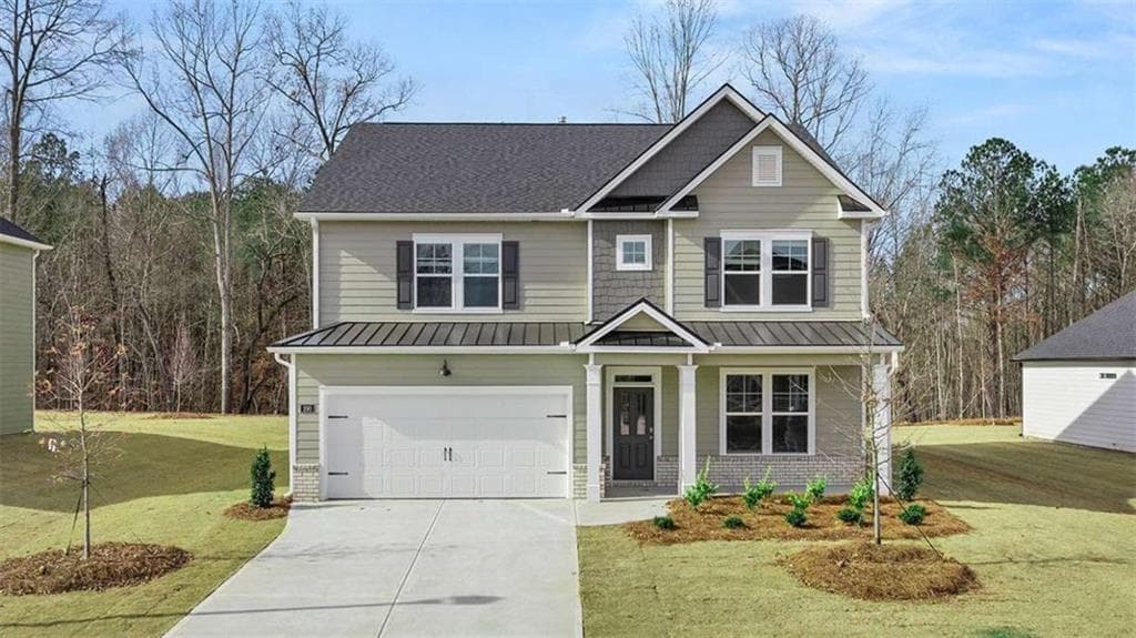4 bedroom, 3 bathroom, 3,110 sq ft single family residence under contract at 71 Blufton Court, Senoia, GA 30276