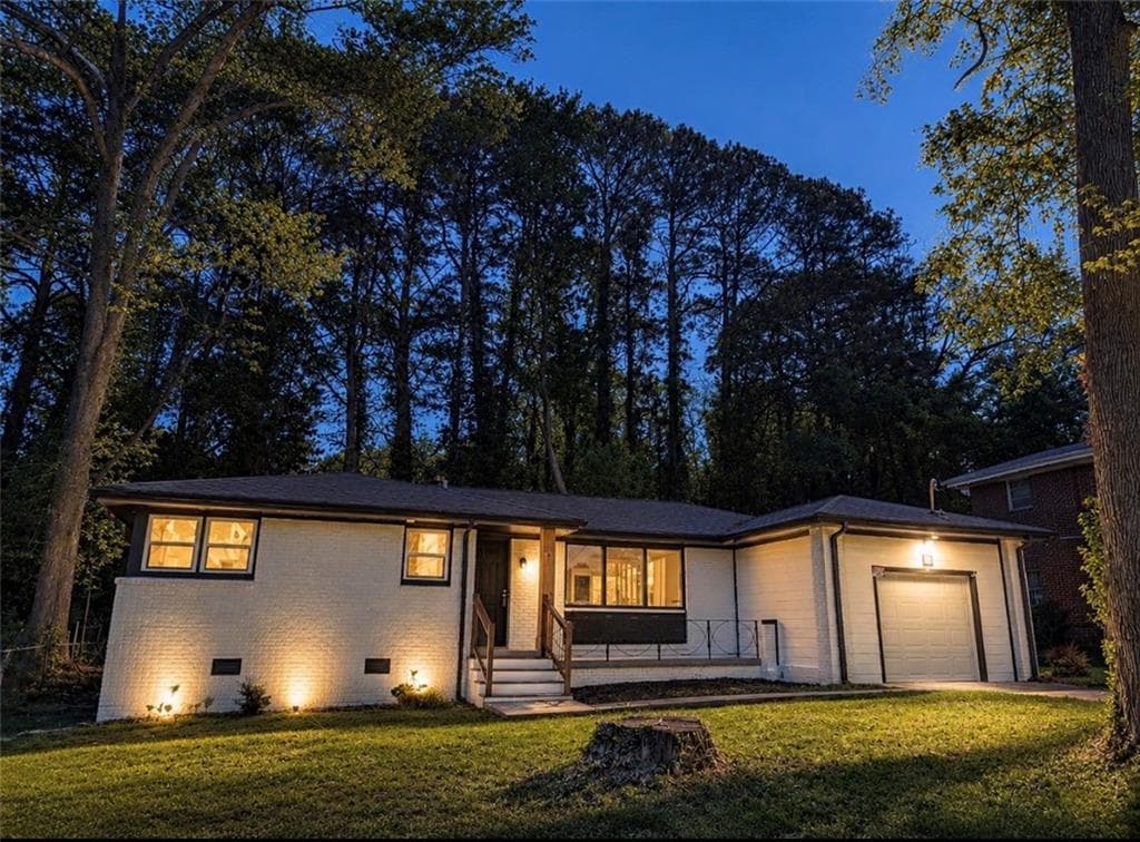 3 bedroom, 2 bathroom, 1,296 sq ft single family residence sold at 2282 Belmont Drive, Decatur, GA 30032