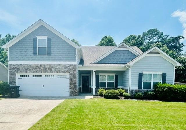4 bedroom, 3 bathroom, 2,321 sq ft single family residence under contract at 294 Orange Circle, Dawsonville, GA 30534