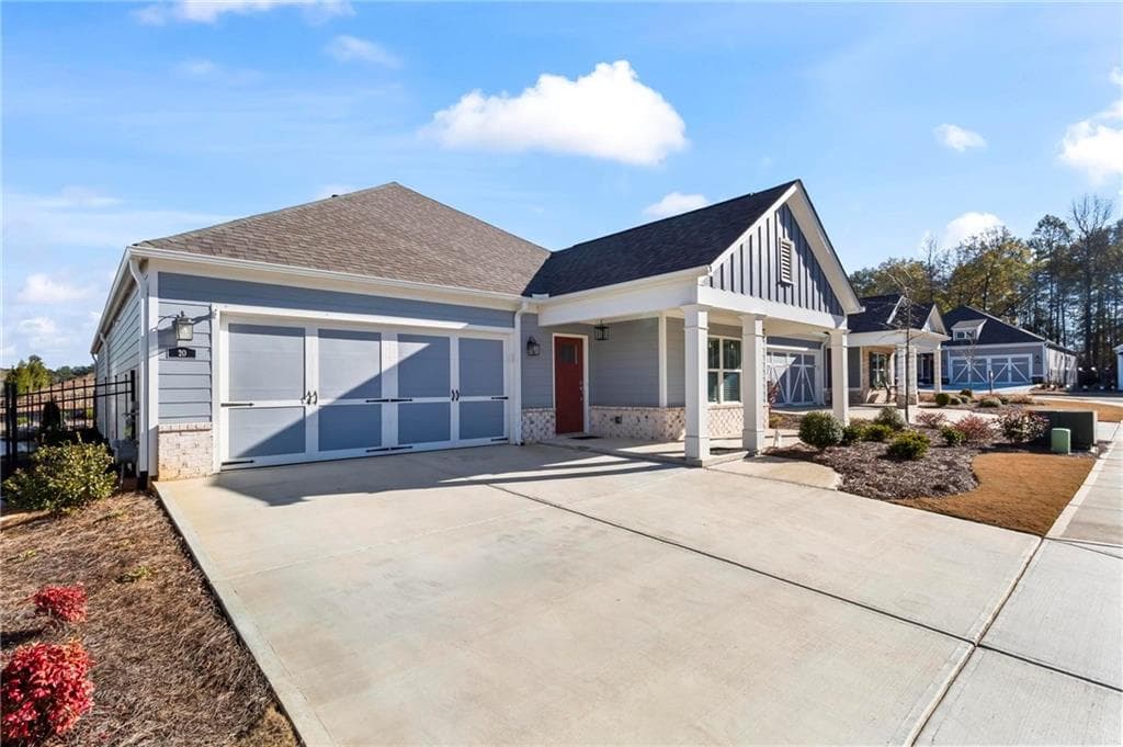 3 bedroom, 2 bathroom, 2,300 sq ft single family residence for sale at 20 Weathervane Way, Hiram, GA 30141