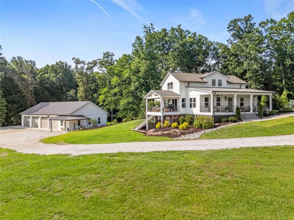 4 bedroom, 4 bathroom, 3,520 sq ft single family residence for sale at 305 Rolling Acres Court, Jefferson, GA 30549
