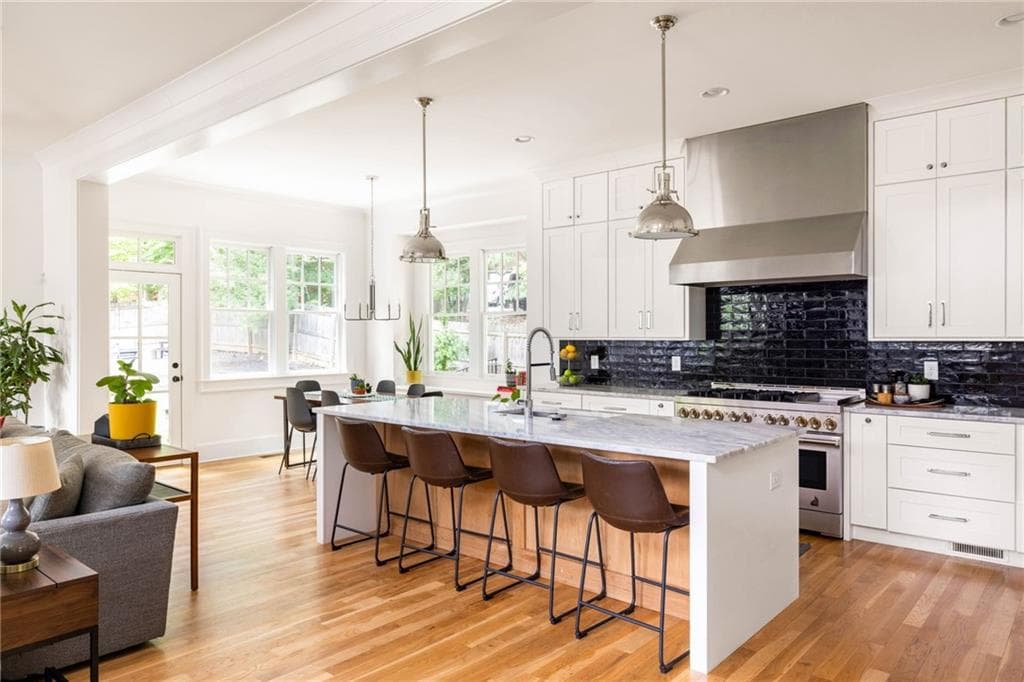 6 bedroom, 5 bathroom, 4,100 sq ft single family residence sold at 1904 Ridgewood Drive, Atlanta, GA 30307