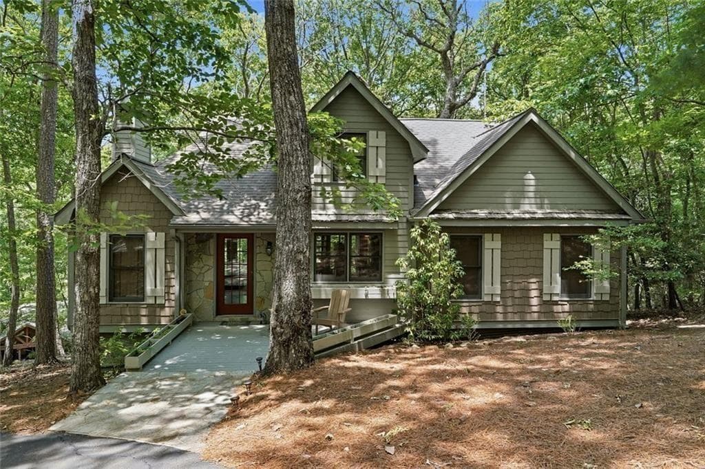 2 bedroom, 2 bathroom, 1,392 sq ft single family residence sold at 224 Indian Pipe Drive, Jasper, GA 30143
