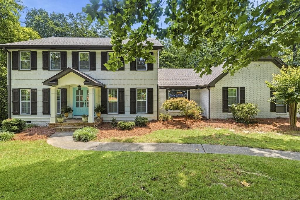 6965 Hunters Branch Drive, Sandy Springs, GA 30328 — most recent listing photo