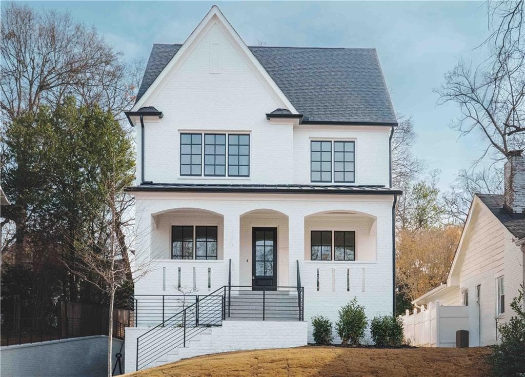5 bedroom, 6 bathroom, 4,500 sq ft single family residence sold at 2521 Brookwood Drive, Atlanta, GA 30305