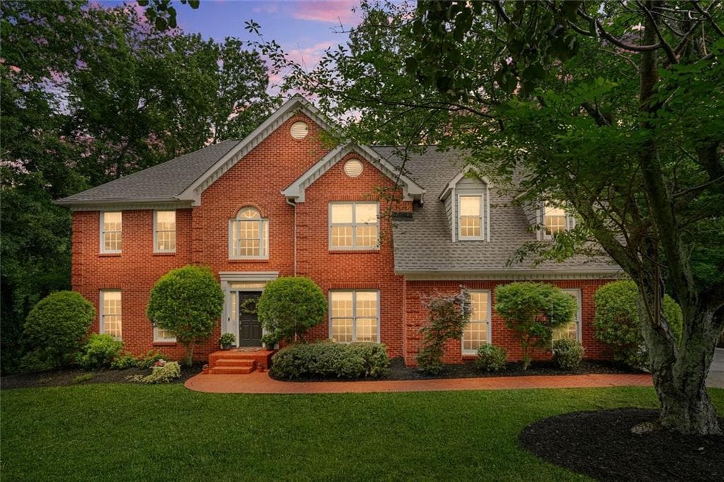 6 bedroom, 4 bathroom, 3,458 sq ft single family residence sold at 12085 WEXFORD OVERLOOK, Roswell, GA 30075