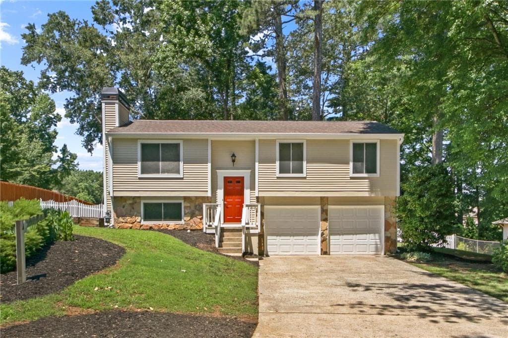 570 Sheringham Court, Roswell, GA 30076 — most recent listing photo