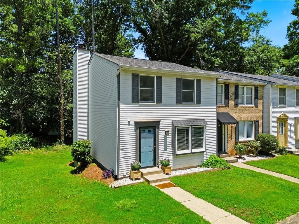 2 bedroom, 2 bathroom, 1,760 sq ft townhouse sold at 1943 Hamilton Place, Marietta, GA 30067
