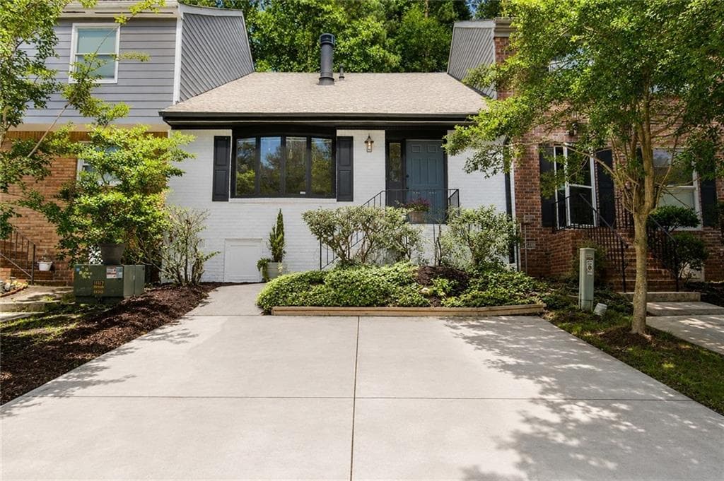 3 bedroom, 2 bathroom, 1,575 sq ft townhouse sold at 1435 Twin Branches Circle, Marietta, GA 30067