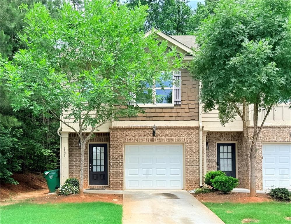 3 bedroom, 3 bathroom, 1,432 sq ft townhouse sold at 5870 Taka Lane, Lithonia, GA 30038