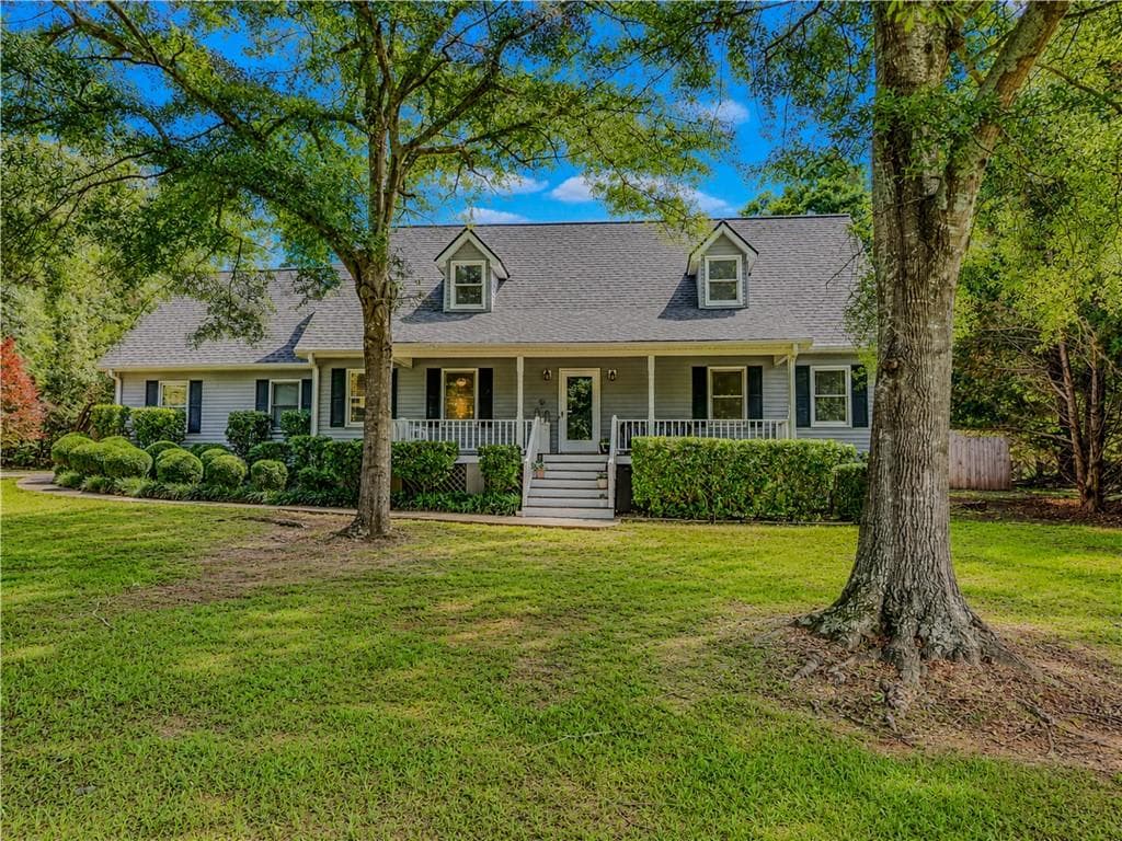 4 bedroom, 2 bathroom, 2,044 sq ft single family residence sold at 171 Crystal Creek Drive, Colbert, GA 30628