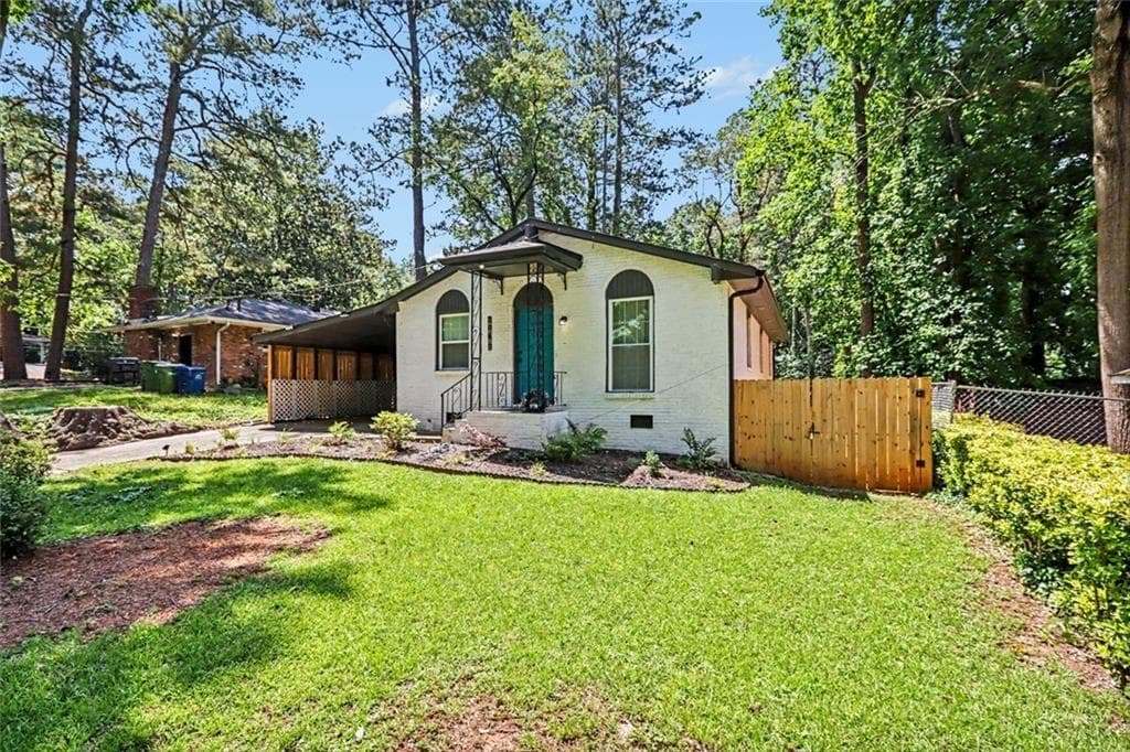 3 bedroom, 2 bathroom, 1,092 sq ft single family residence sold at 2060 Westwood Avenue, Atlanta, GA 30310