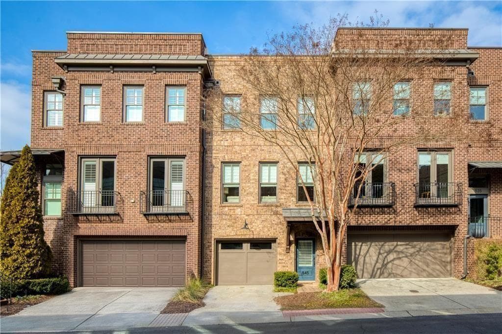 545 Canton WLK, Roswell, GA 30075 — most recent listing photo