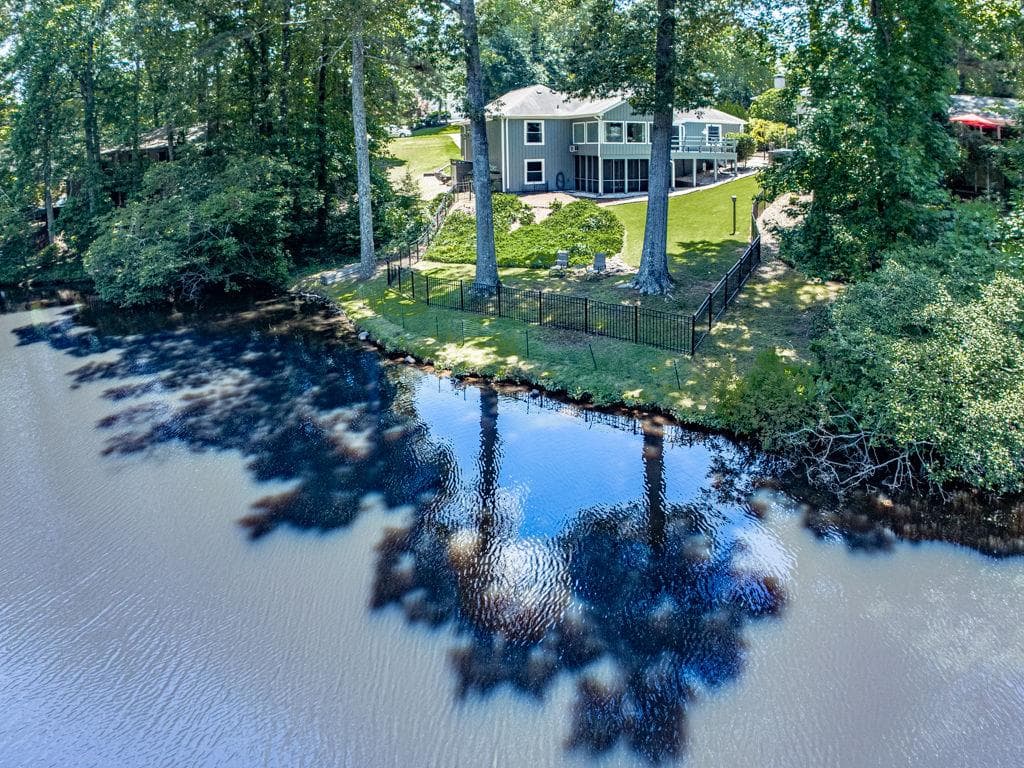 4 bedroom, 3 bathroom, 3,852 sq ft single family residence sold at 3187 Wicks Lake Drive, Marietta, GA 30062