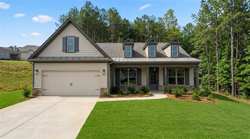 2 bedroom, 2 bathroom, 2,114 sq ft single family residence under contract at 700 Highgrove Pass, Canton, GA 30115