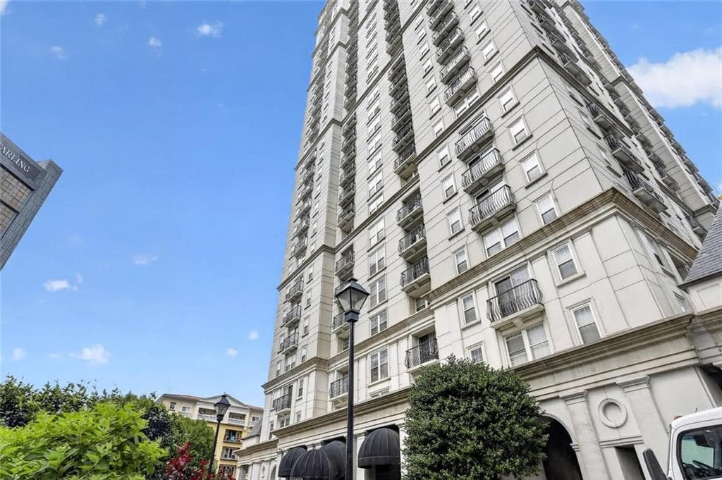 1 bedroom, 1 bathroom, 750 sq ft condominium sold at 199 14th Street 509, Atlanta, GA 30309
